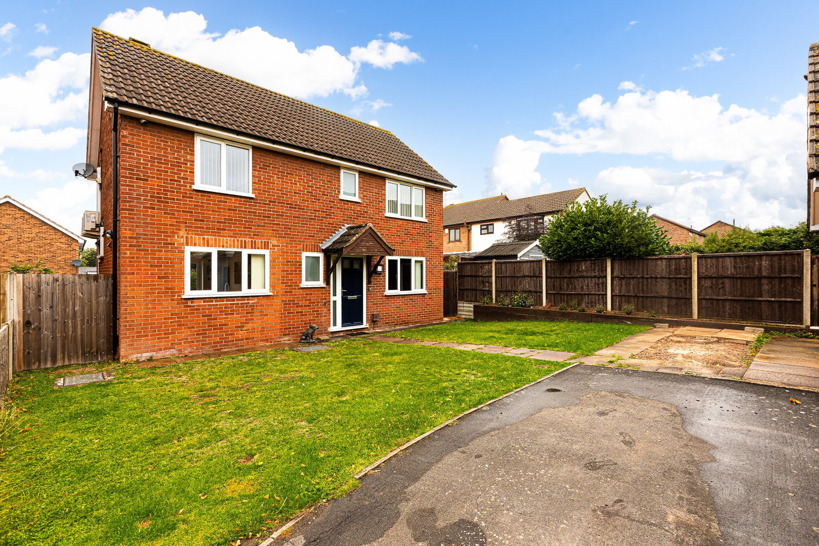 Detached House for sale in Leicester, Lea Close, Broughton Astley, Leicester, LE9 6NW, 1231 m²