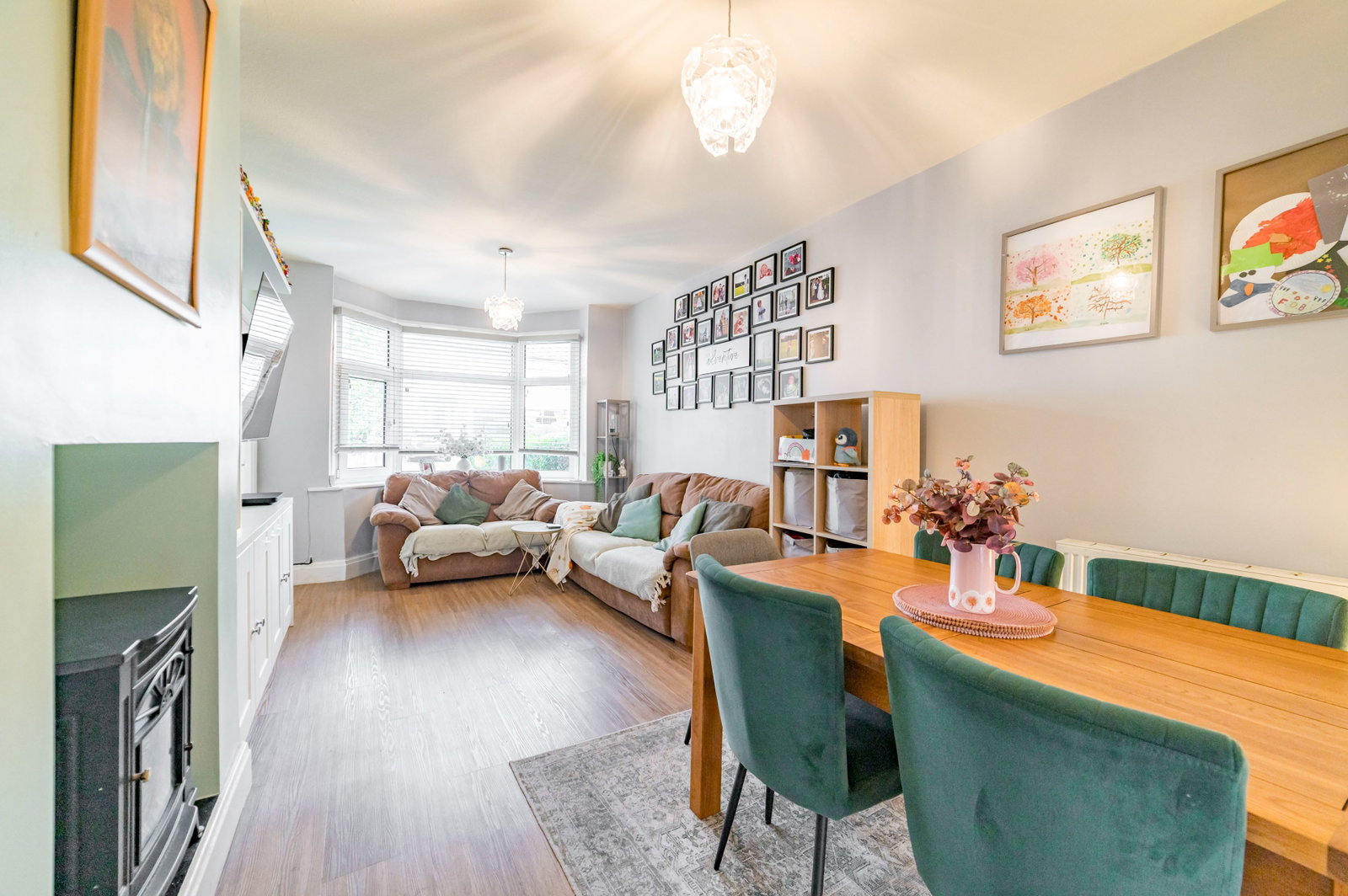 Semi Detached House for sale in Bury, Weythorne Drive, Bury, 917 m²