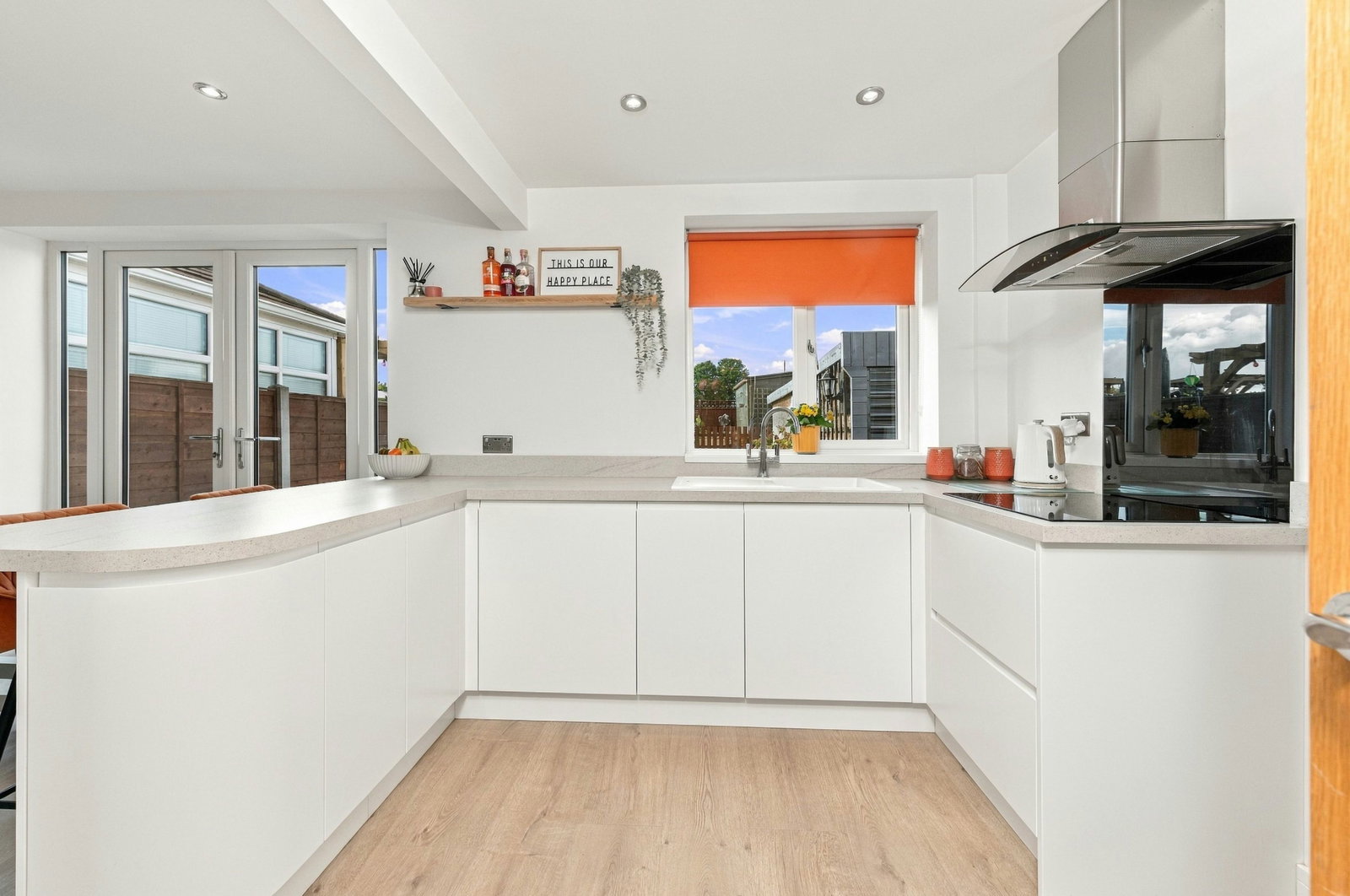 Semi Detached House for sale in Castleford, Windermere Road, Castleford, WF10 3NQ, 828 m²