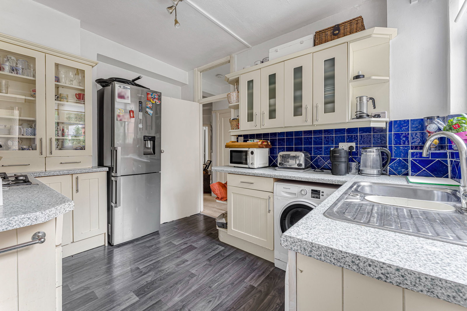 Flat for sale in London, Edge Hill, Wimbledon, SW19, 779 m²