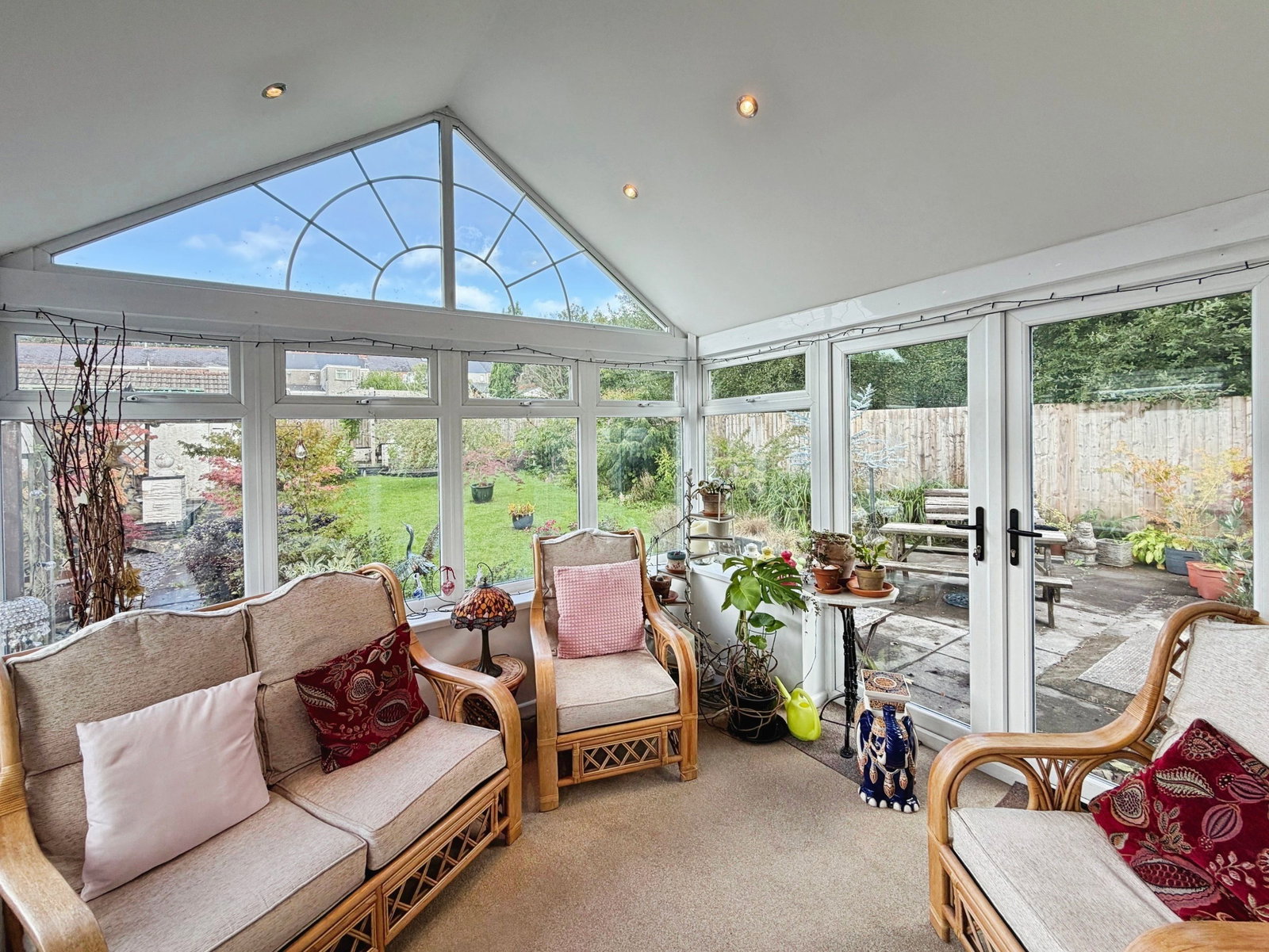 Semi Detached Bungalow for sale in Brynmenyn, Bronvair, Sunny Hill, Brynmenyn, Bridgend, CF32 9HP