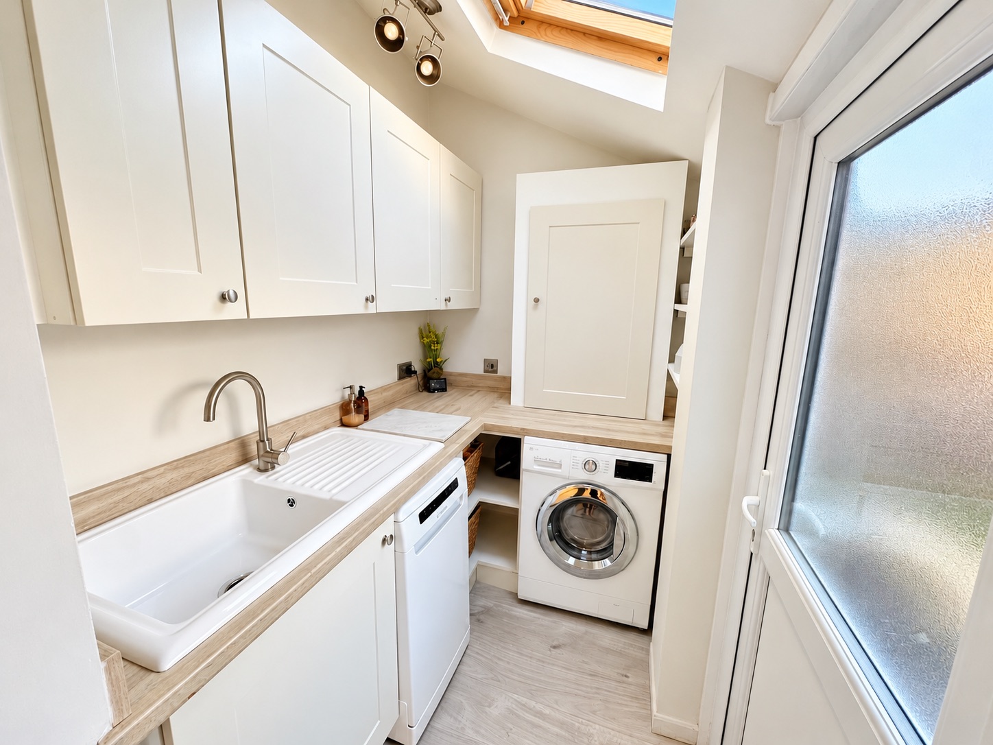 Cottage for sale in Leicester, Sycamore Street, Blaby, Leicester, LE8 4FL