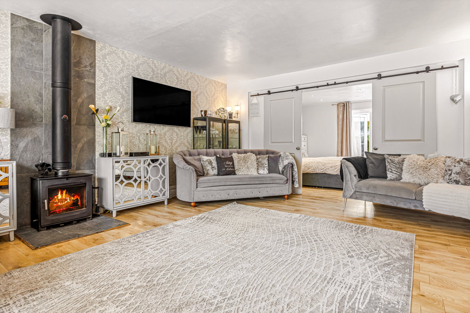 Detached House for sale in Melton Mowbray, 162 Burton Road, Melton Mowbray, LE13 1DN, 2875 m²