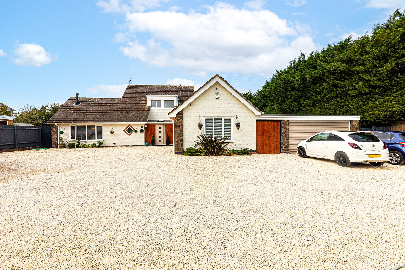 Detached House for sale in Melton Mowbray, 162 Burton Road, Melton Mowbray, LE13 1DN, 2875 m²