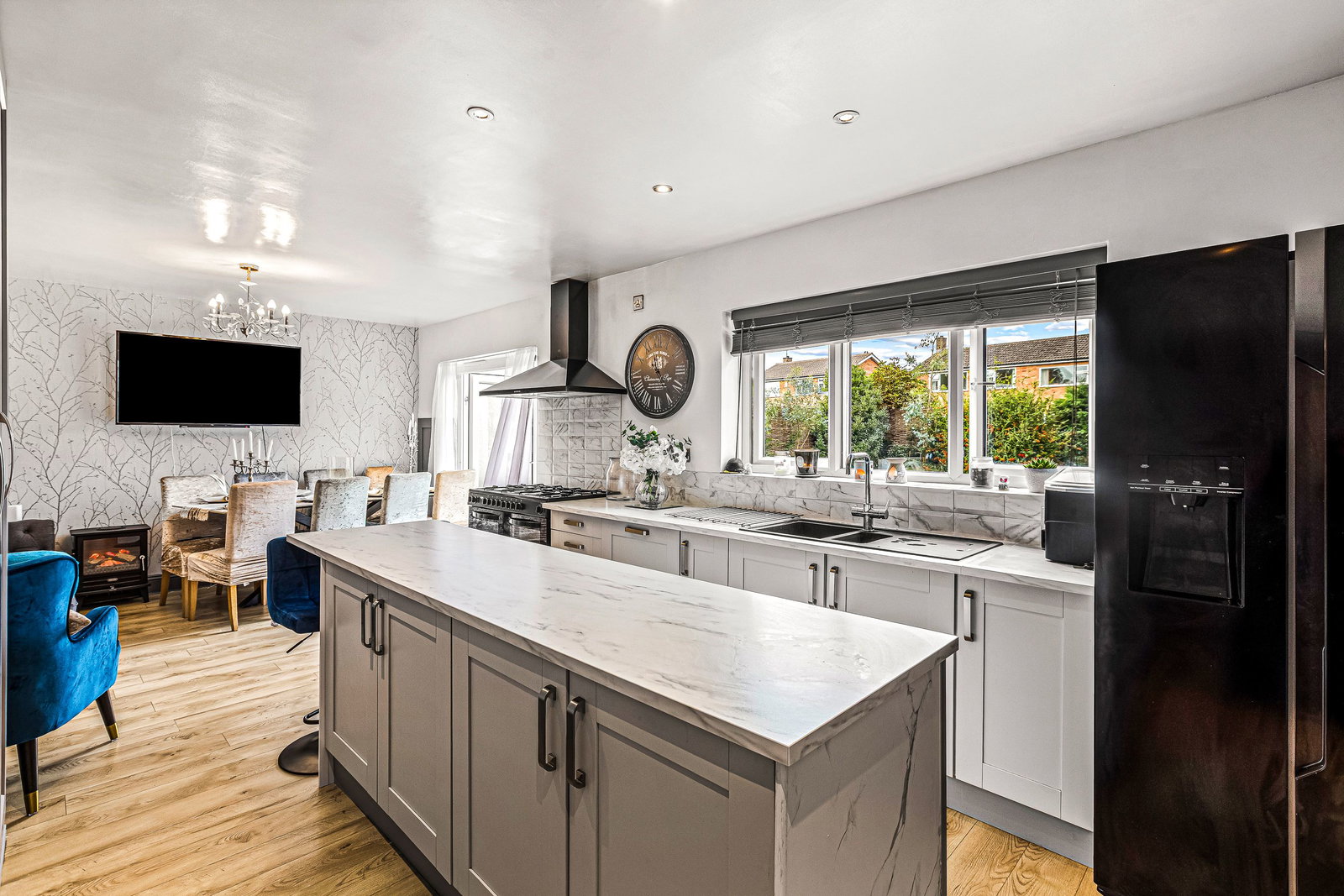 Detached House for sale in Melton Mowbray, 162 Burton Road, Melton Mowbray, LE13 1DN, 2875 m²