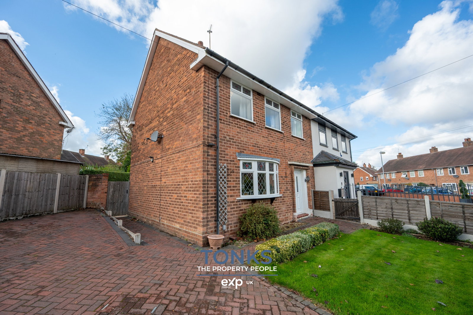 Semi Detached House for sale in Birmingham, Hopedale Road, Quinton, Birmingham, B32 1PD