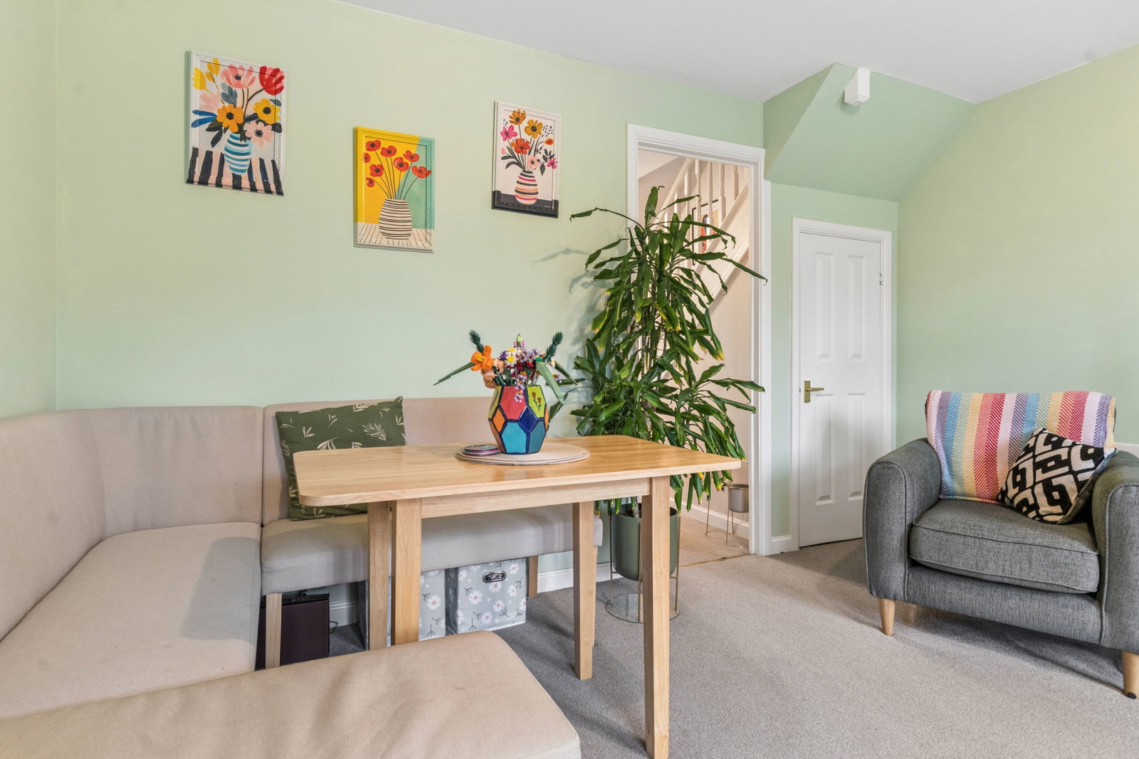 End Of Terrace House for sale in Biggleswade, Tulip Close, Biggleswade, SG18, 624 m²