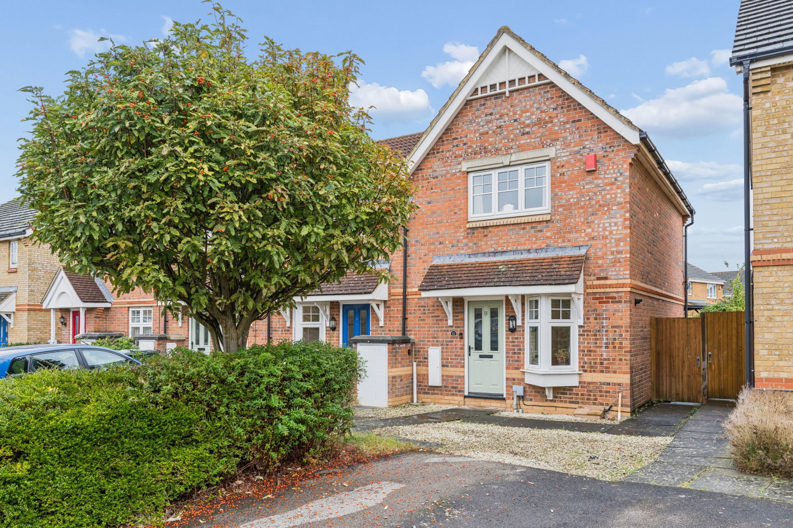 End Of Terrace House for sale in Biggleswade, Tulip Close, Biggleswade, SG18, 624 m²