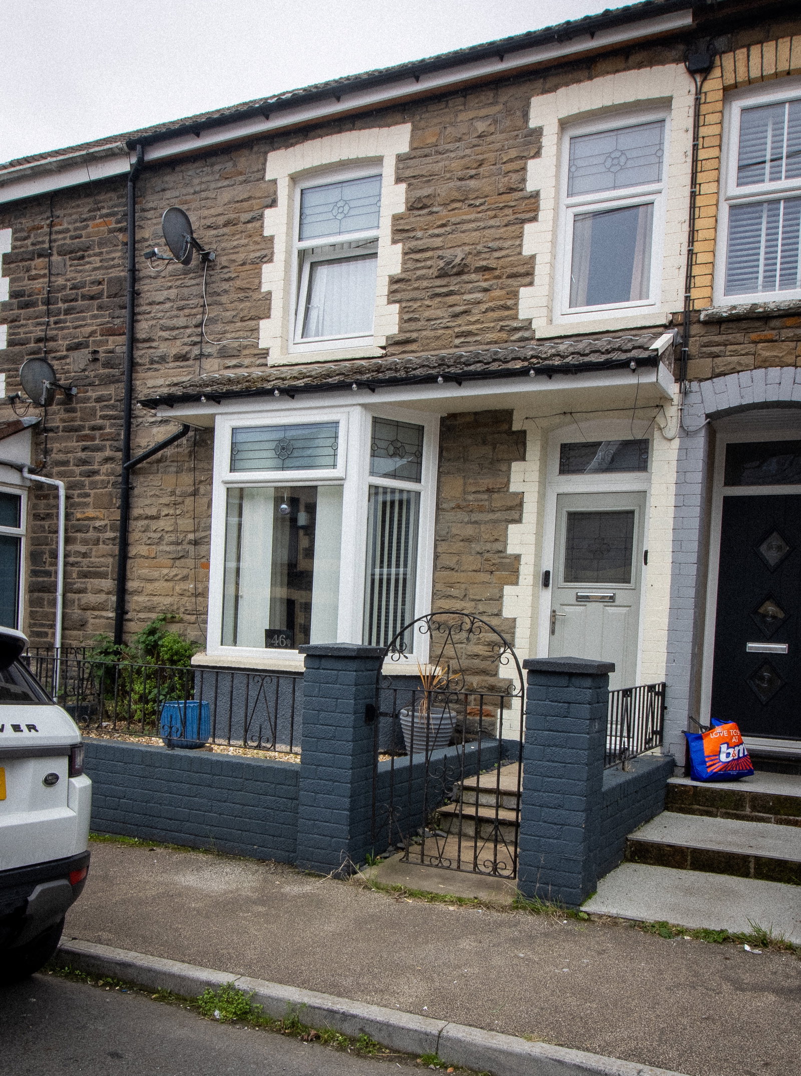 Terraced House for sale in Bargoed, South Street, Bargoed, CF81 8SU
