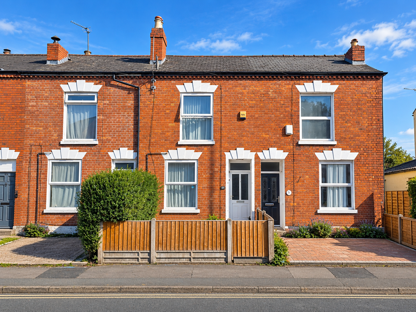 Terraced House for sale in Gloucester, Painswick Road, Gloucester, GL4 6PS, 865 m²