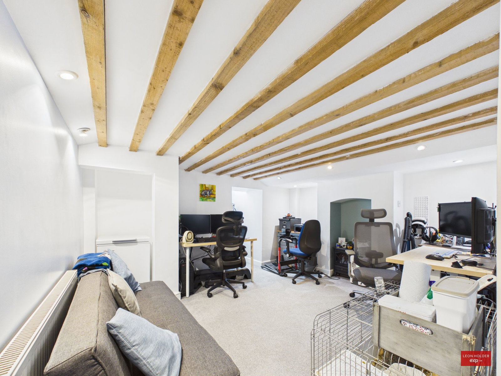 Terraced House for sale in Gloucester, Painswick Road, Gloucester, GL4 6PS, 865 m²