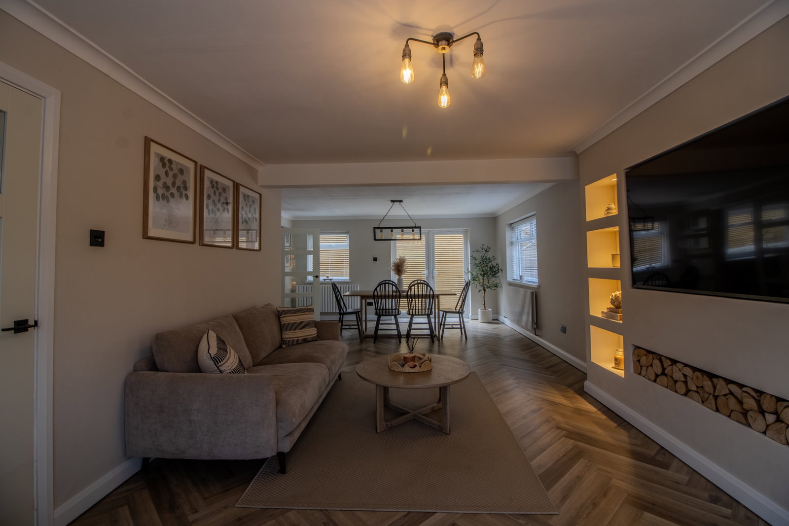Detached House for sale in Abertillery, West Bank, Cwmtillery, Abertillery, NP13 1RF
