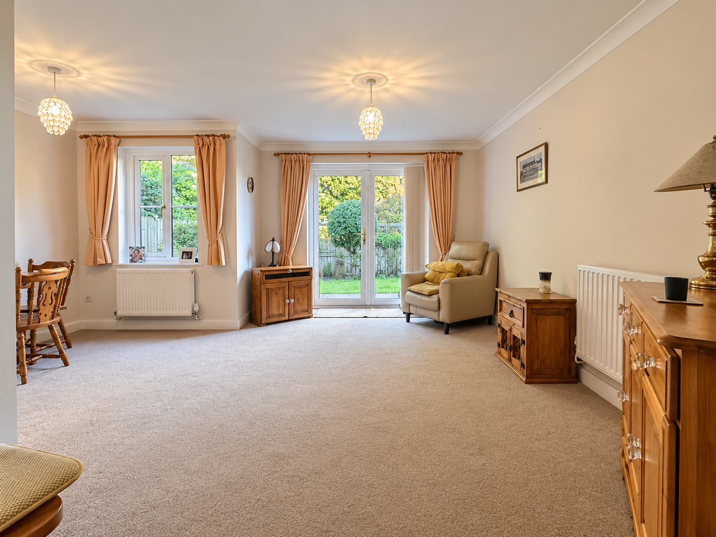 Detached House for sale in Broadstairs, Mariners Lea, Broadstairs, CT10 2QB, 840 m²