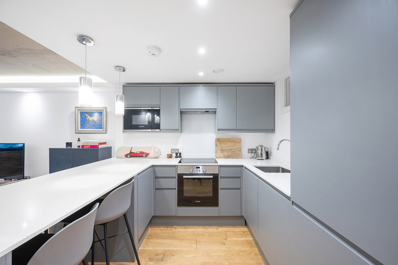 Flat for sale in London, Reardon Path, Wapping, E1W, 510 m²
