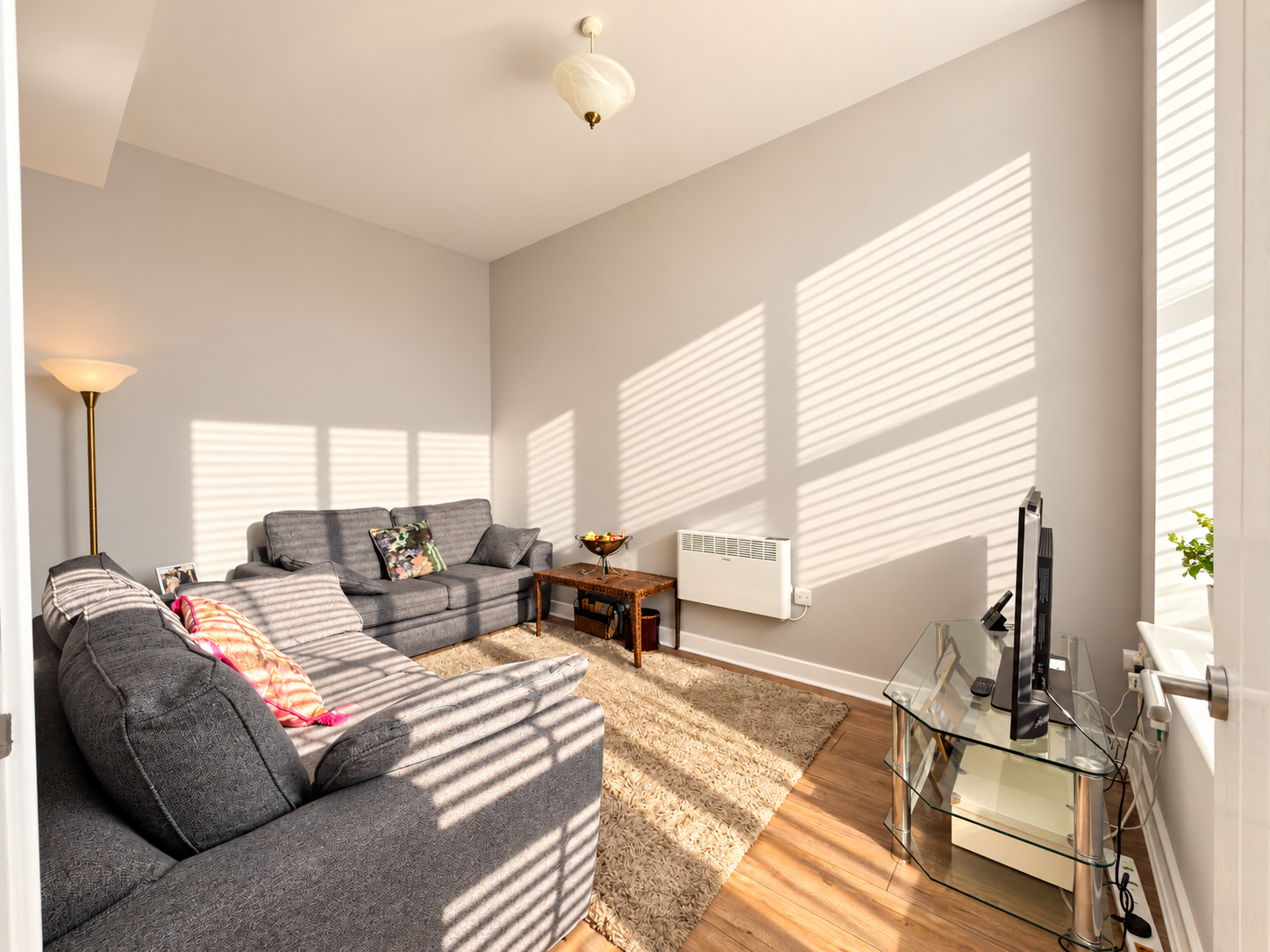 Terraced House for sale in Stockport, Hempshaw Lane, Offerton, Stockport, SK2 5SU, 812 m²