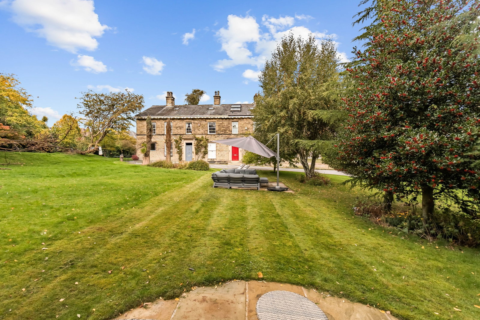 Terraced House for sale in Halifax, 5 Whinney Field, Skircoat Green, Halifax, HX3 0NP