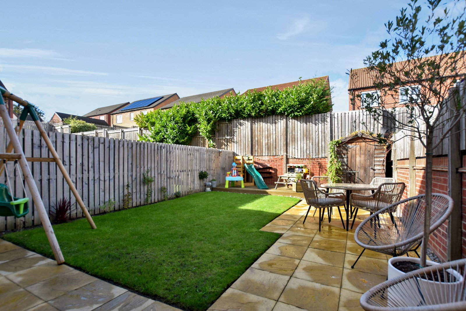 Semi Detached House for sale in Wakefield, Woodhall Mews, CITY FIELDS, Wakefield. WF1, 861 m²