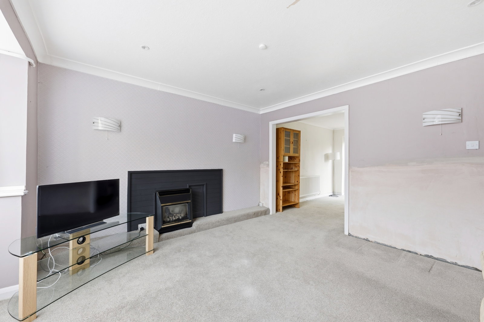Detached House for sale in Epsom, Grosvenor Road, Epsom, KT18 6JQ