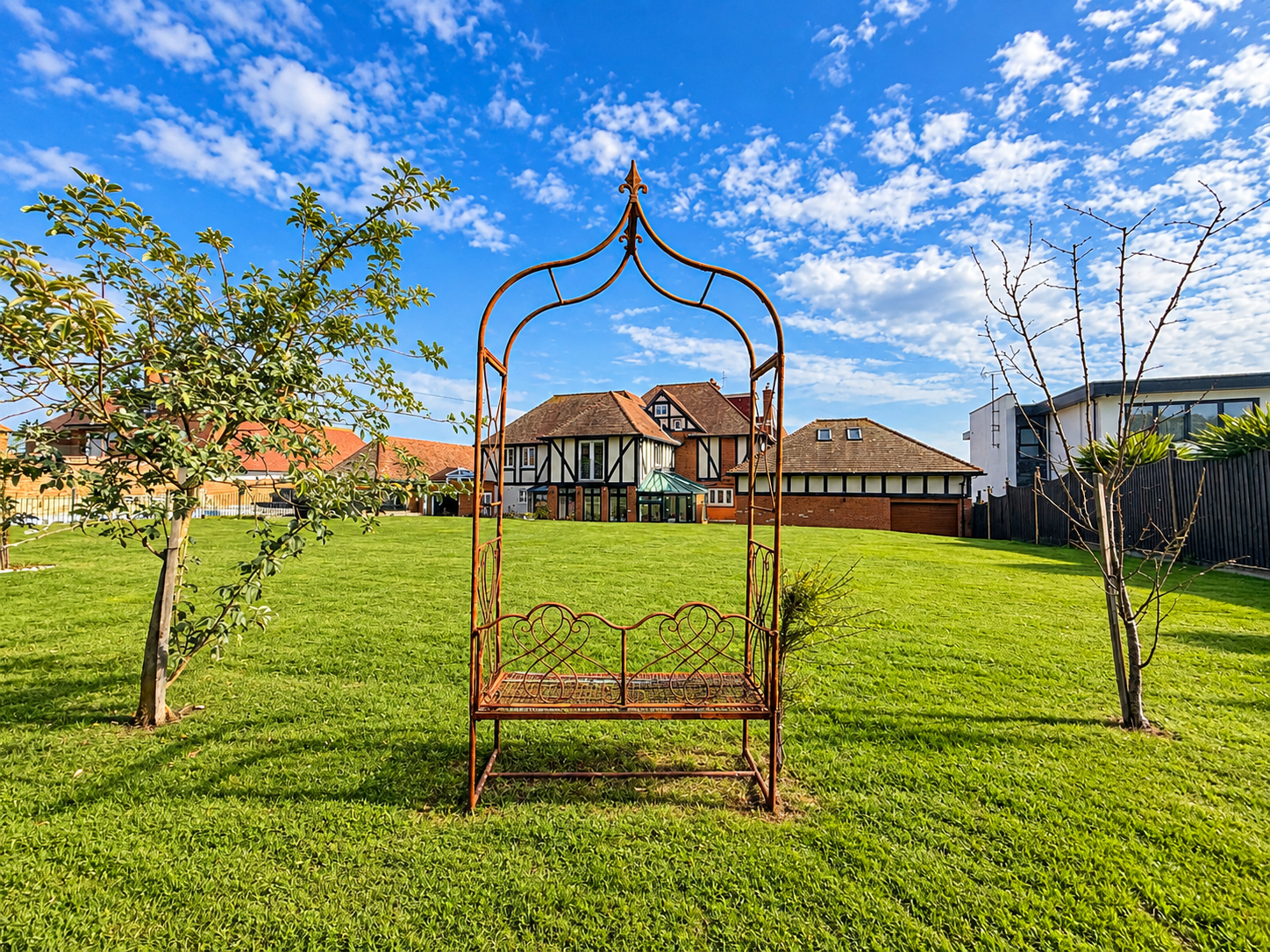 Detached House for sale in Broadstairs, Cliff Promenade, North Foreland, Broadstairs, 6260 m²