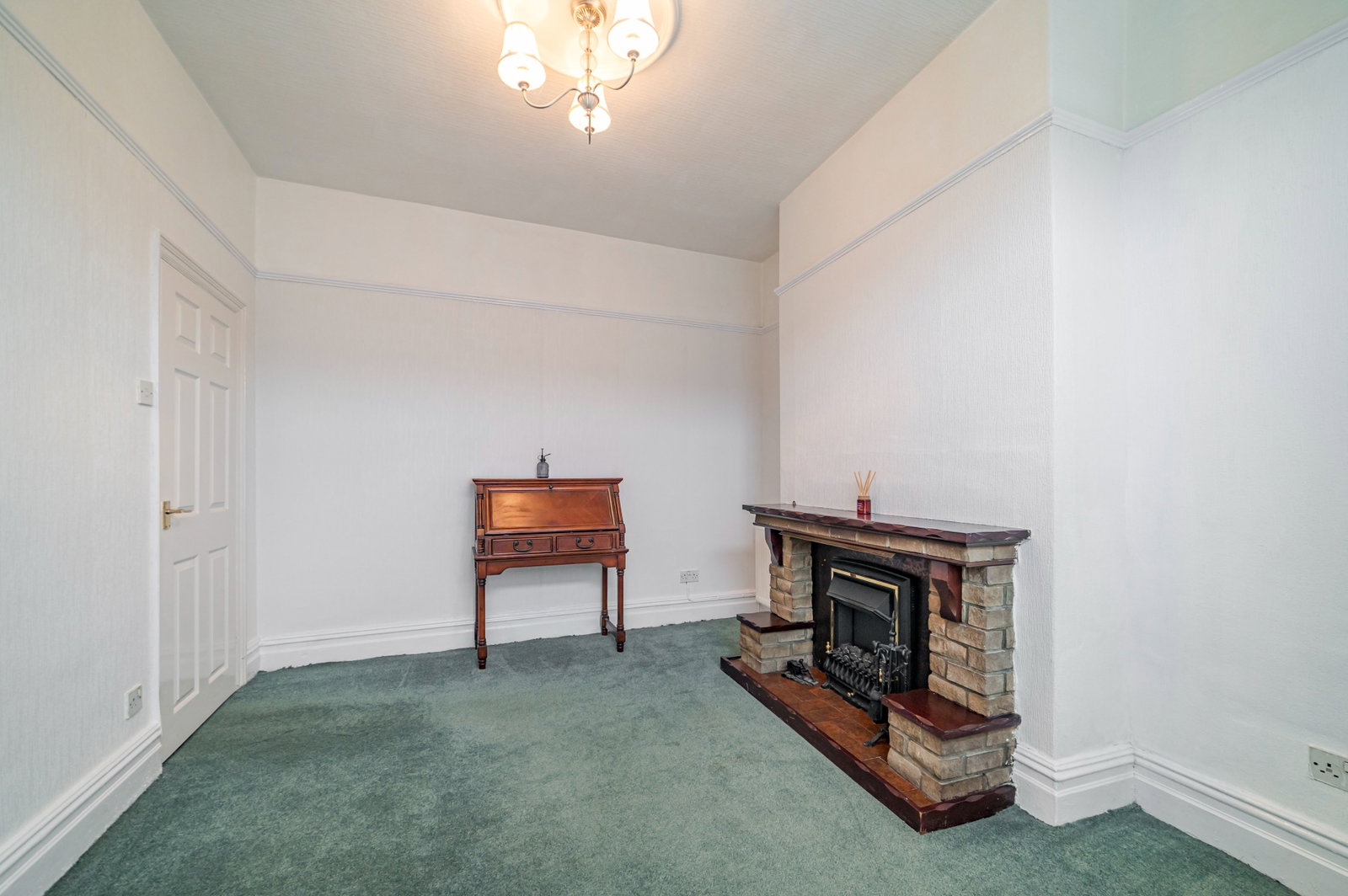Terraced House for sale in Heywood, Rochdale Road East, Heywood, 818 m²