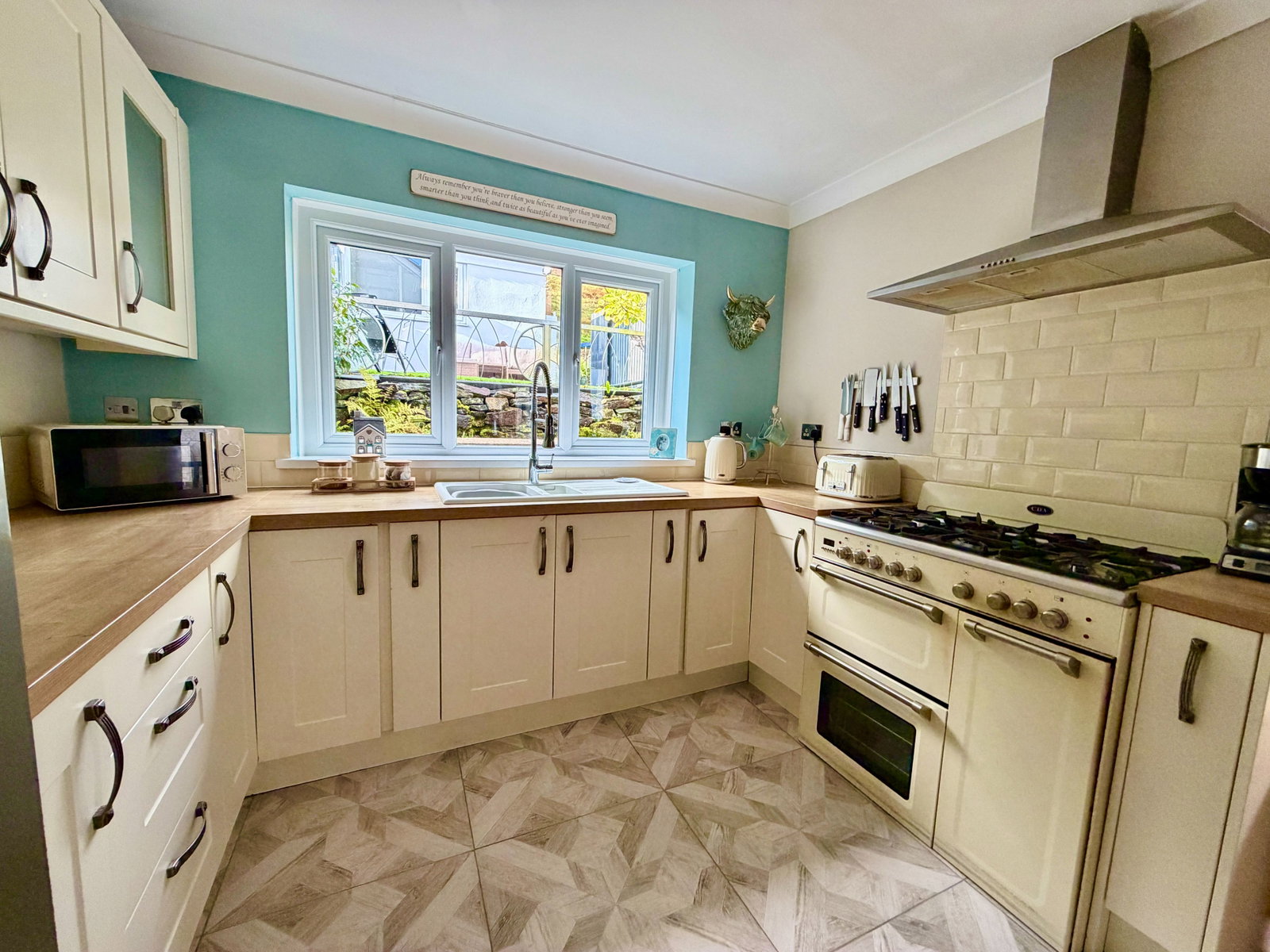 Semi Detached House for sale in Bargoed, Southend Terrace, Pontlottyn, Bargoed, CF81 9RL