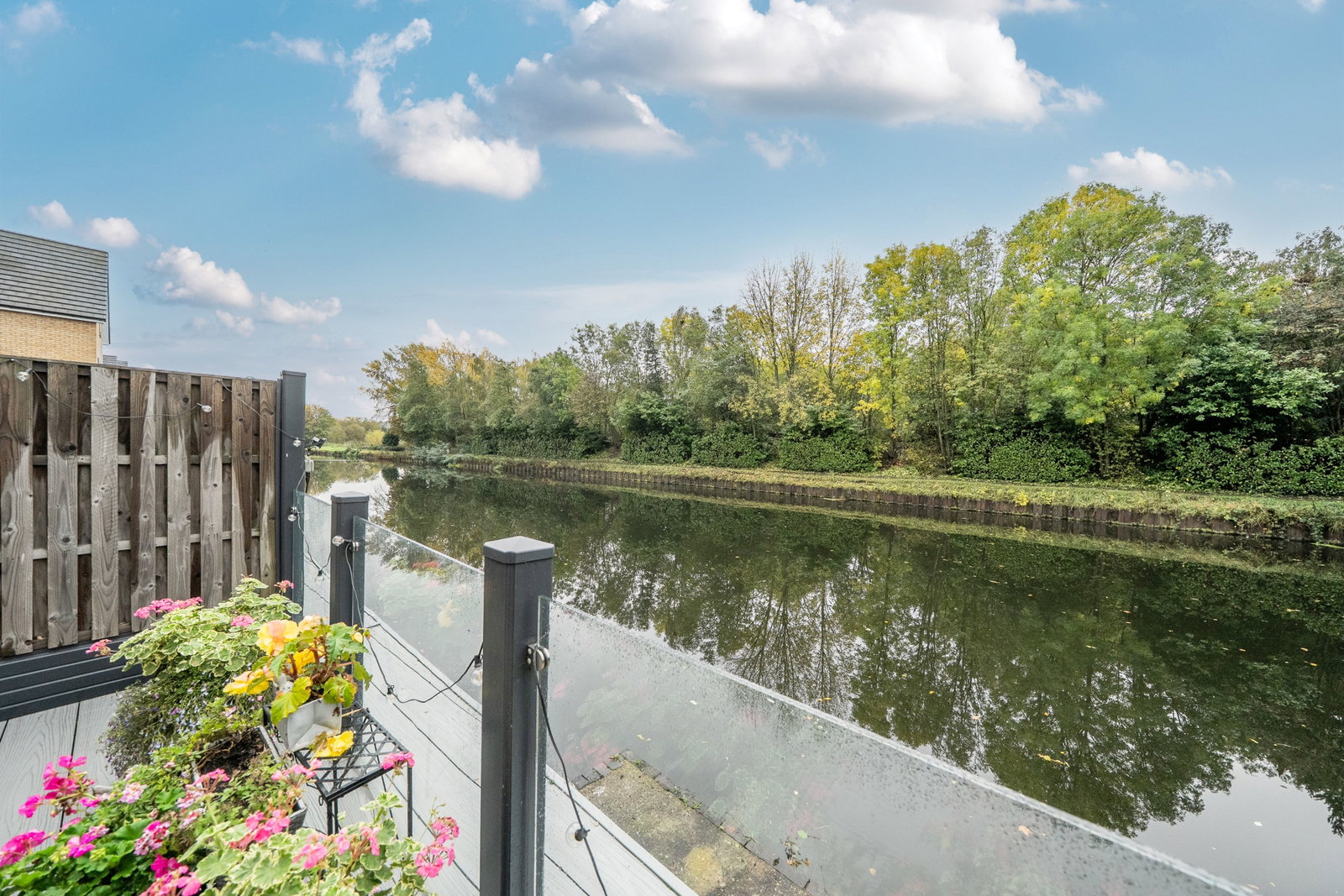 Town House for sale in Mexborough, Scholeys Wharf, 1192 m²