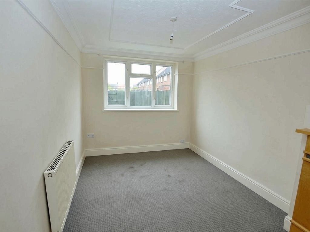 Terraced House for sale in Hull, Corbridge Close, Hull, HU9 5BB, 796 m²