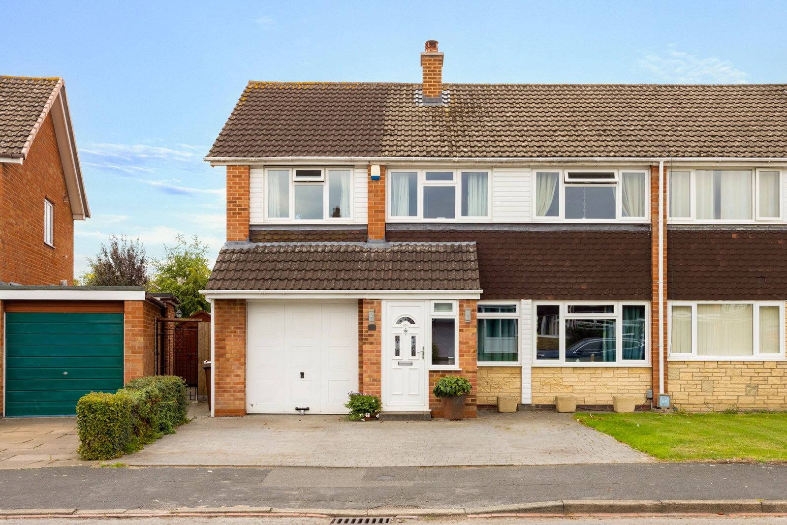 Semi Detached House for sale in Cheltenham, Barton Way, Up Hatherley, Cheltenham, GL51 3QR
