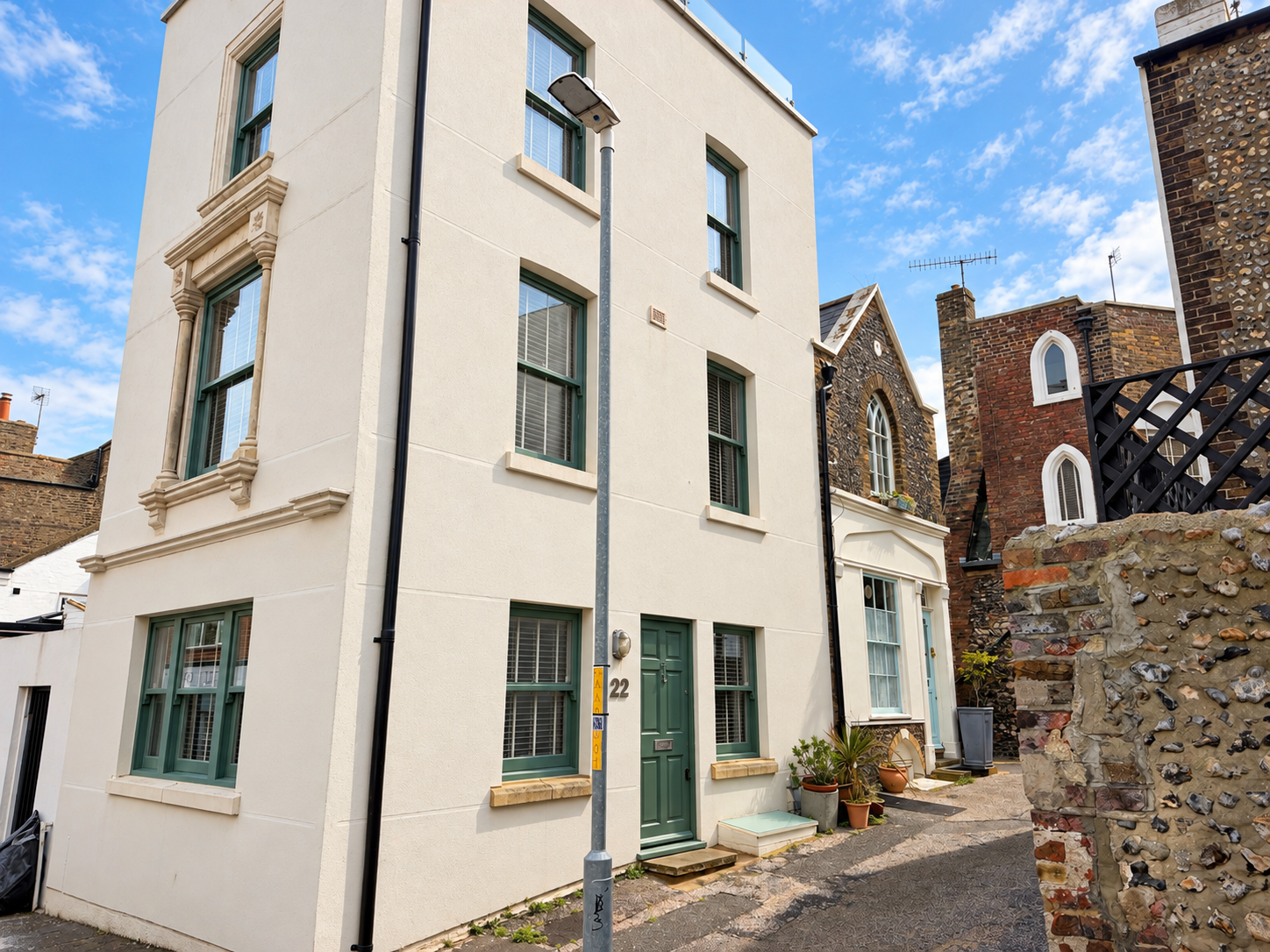 End Of Terrace House for sale in Ramsgate, Albert Street, Ramsgate, CT11 9HD