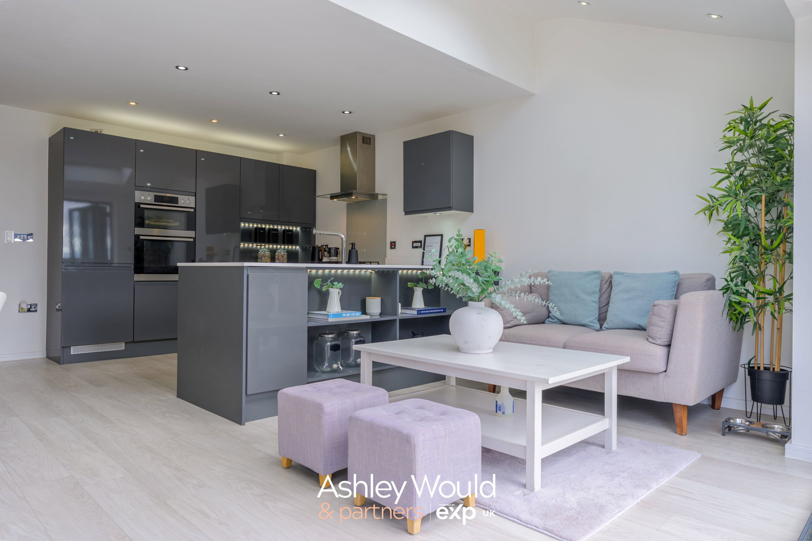 Detached House for sale in Cradley Heath, Denby Way, Cradley Heath, B64 5RF
