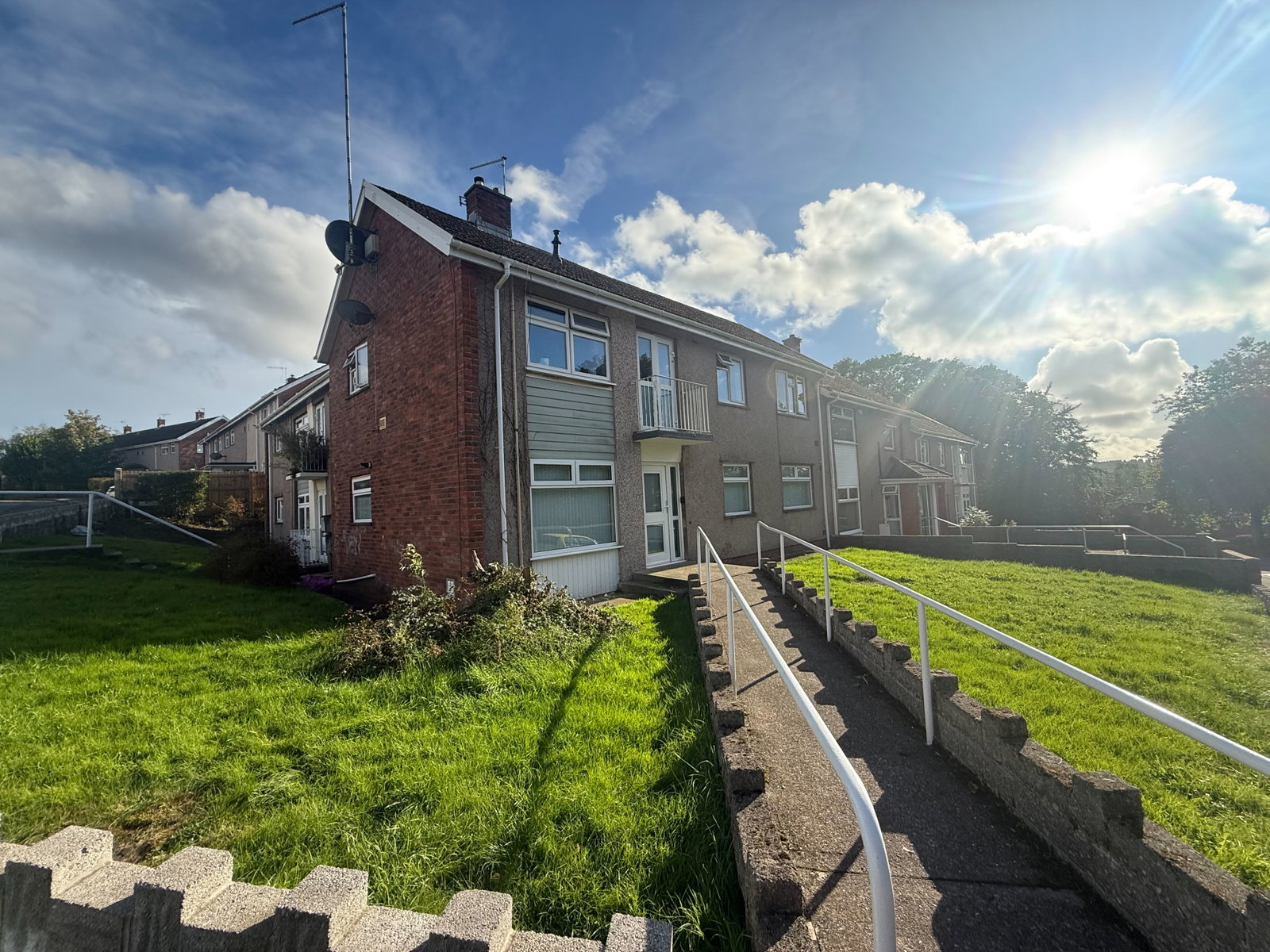 Flat for sale in Swansea, Oak Ridge, Sketty, Swansea, SA2 8NZ