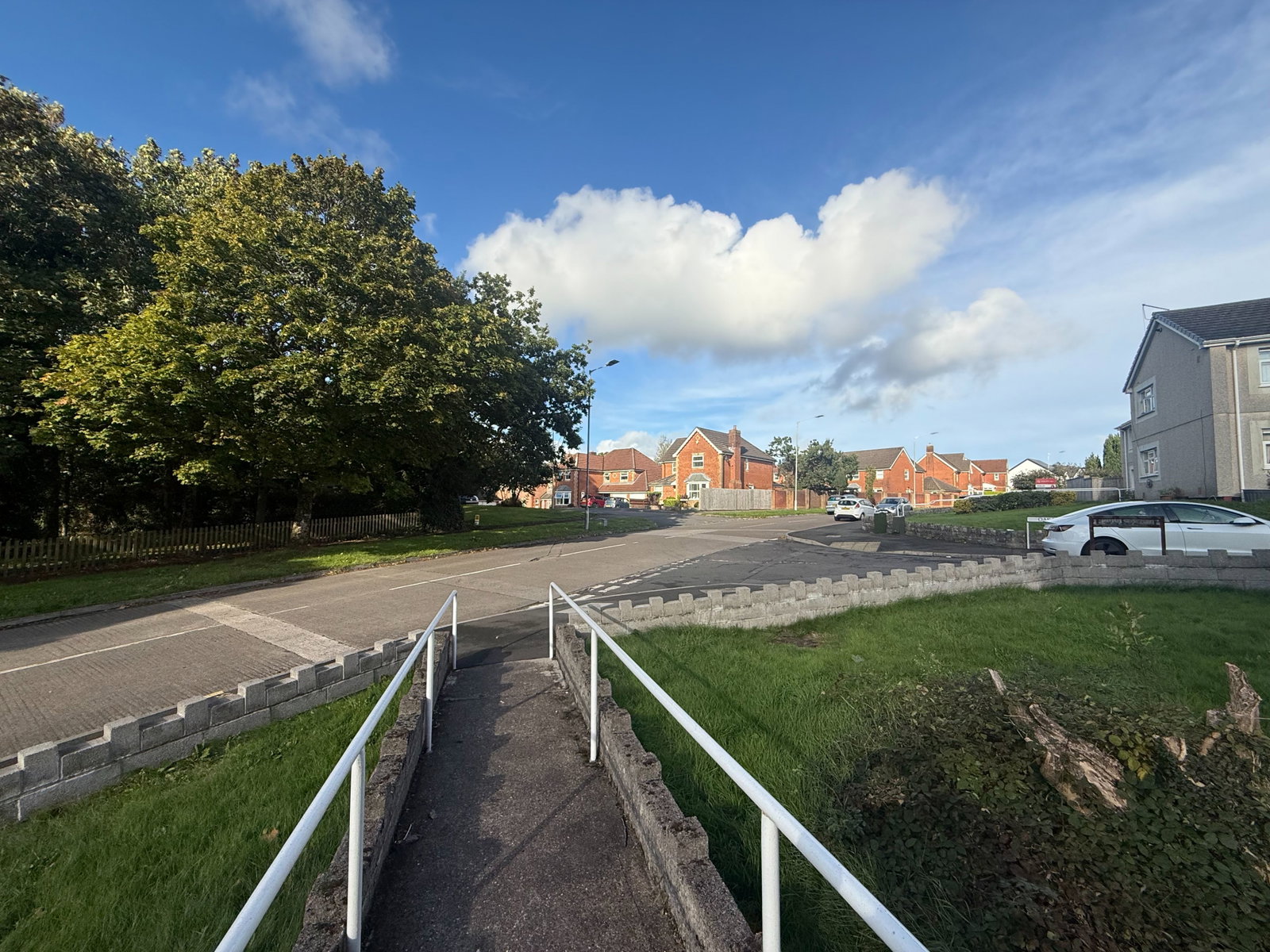 Flat for sale in Swansea, Oak Ridge, Sketty, Swansea, SA2 8NZ