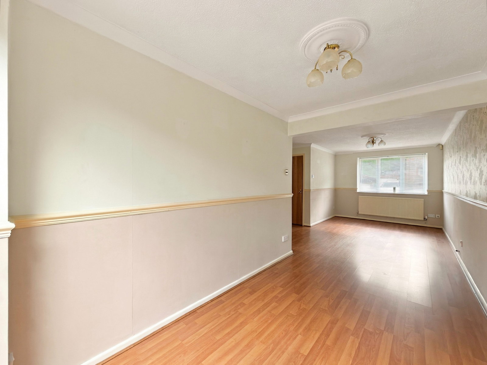 Semi Detached House for sale in Pontypridd, Cefn Close, Glyncoch, Pontypridd