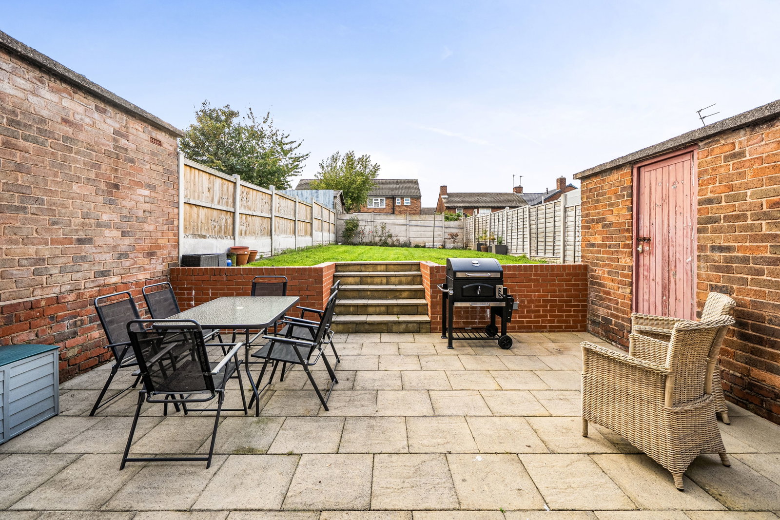 End Of Terrace House for sale in Oldbury, Oakdale Close, Oldbury, B68 8BA