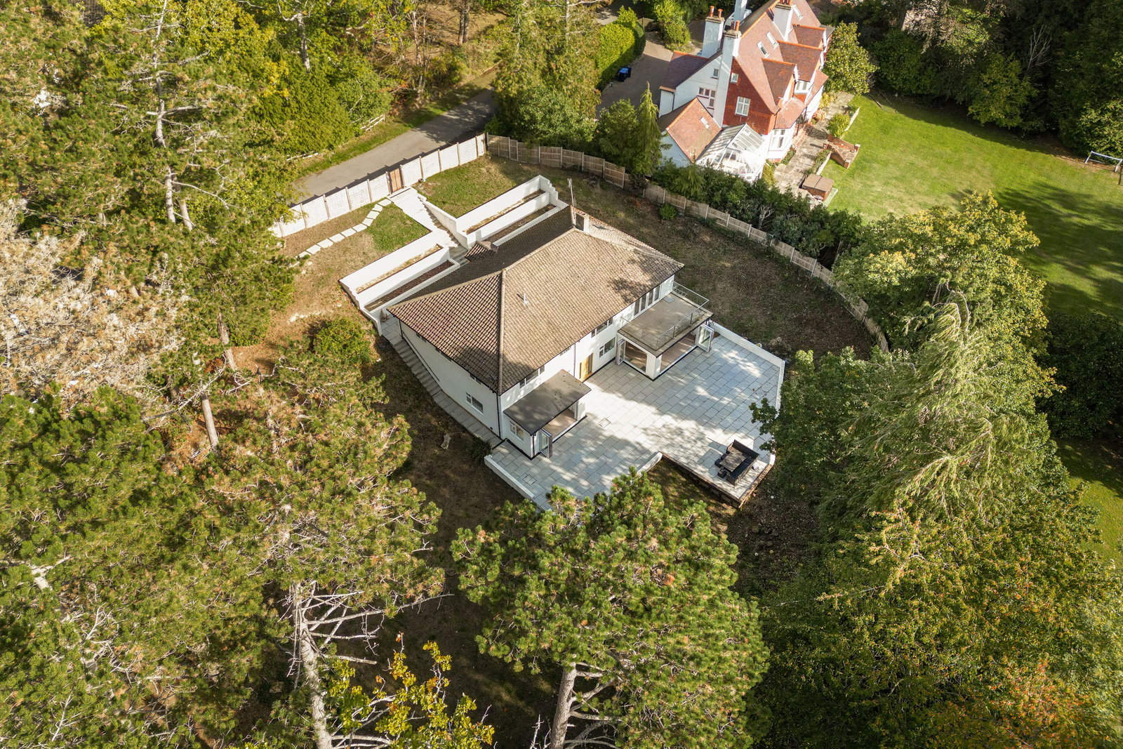 Detached House for sale in East Grinstead, Lake View, Dormans Park