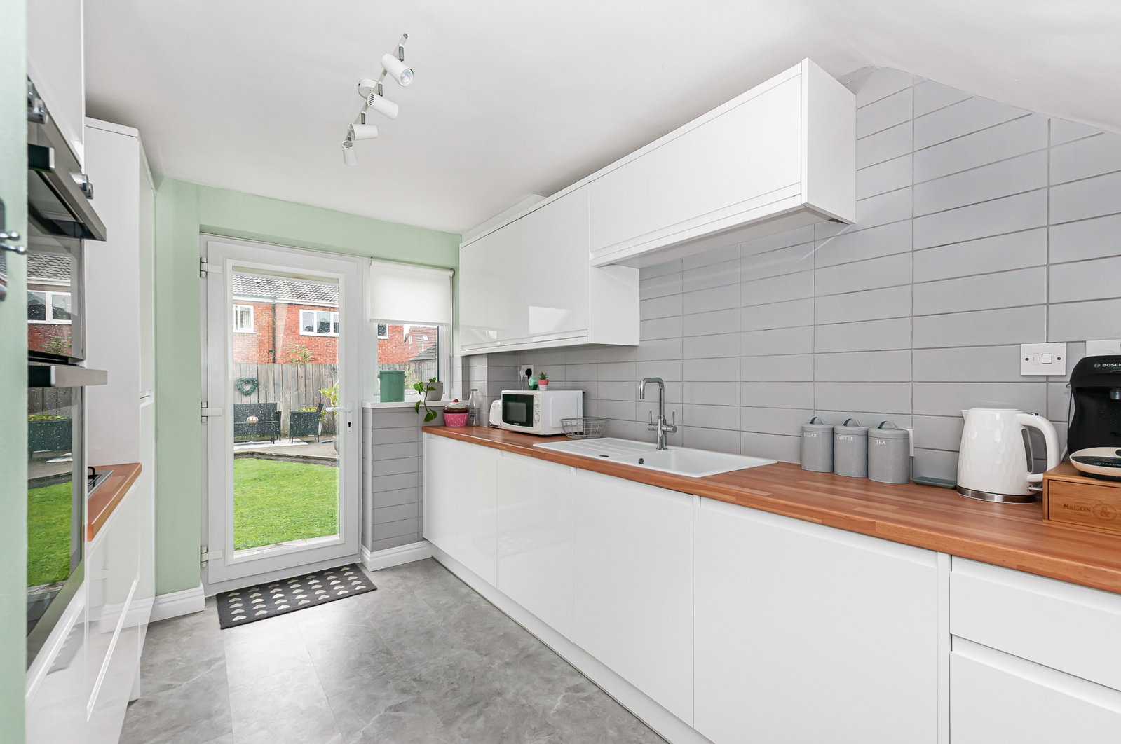 Detached House for sale in Hull, Langsett Road, Hull, HU8 9XD
