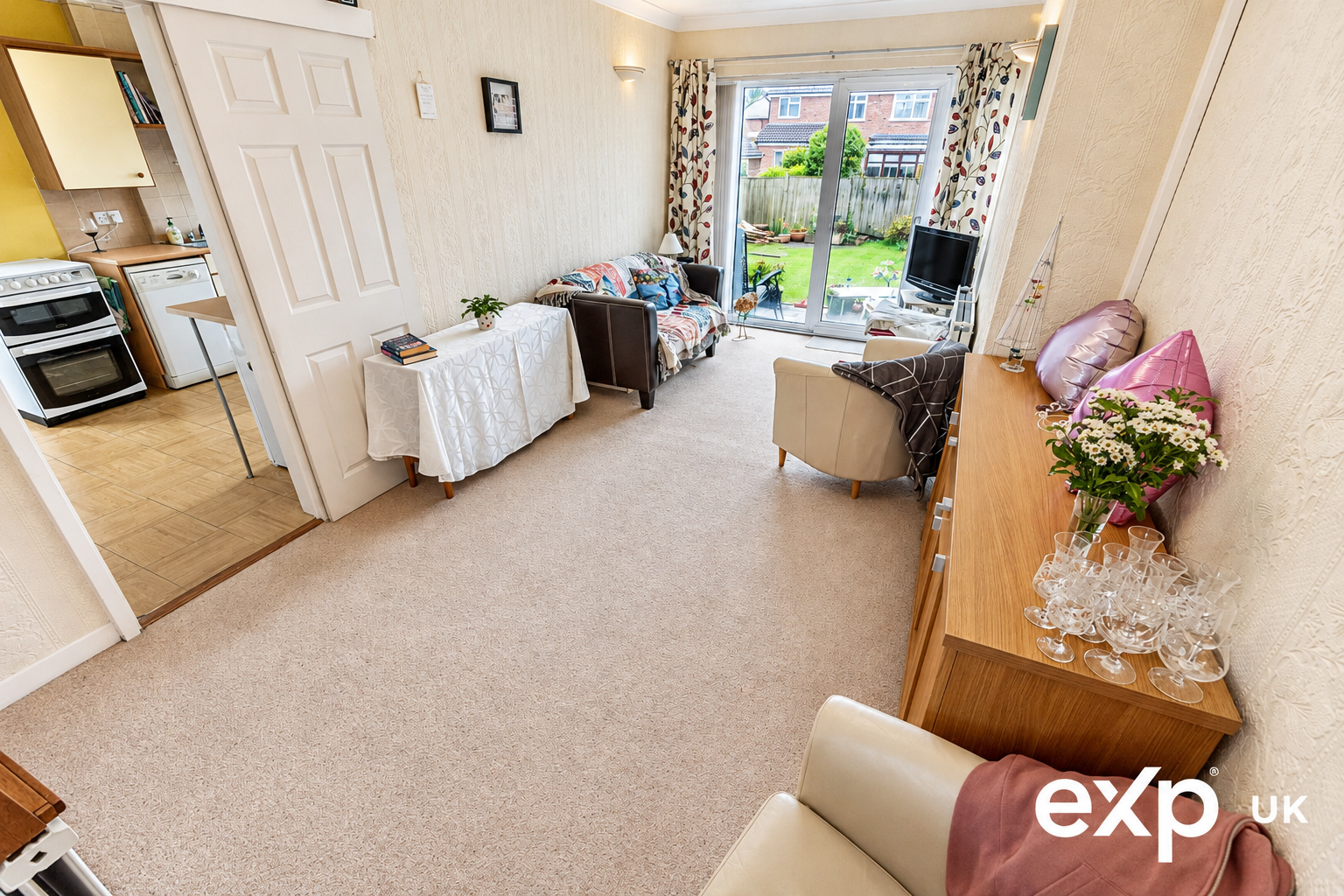 Semi Detached House for sale in Mansfield, Upton Mount, Mansfield, NG19 6NL