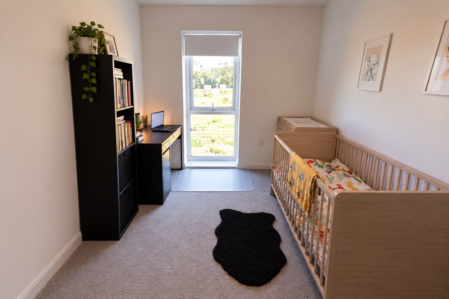 Flat for sale in Greenhithe, Whiting Avenue, Greenhithe, DA9 9YW