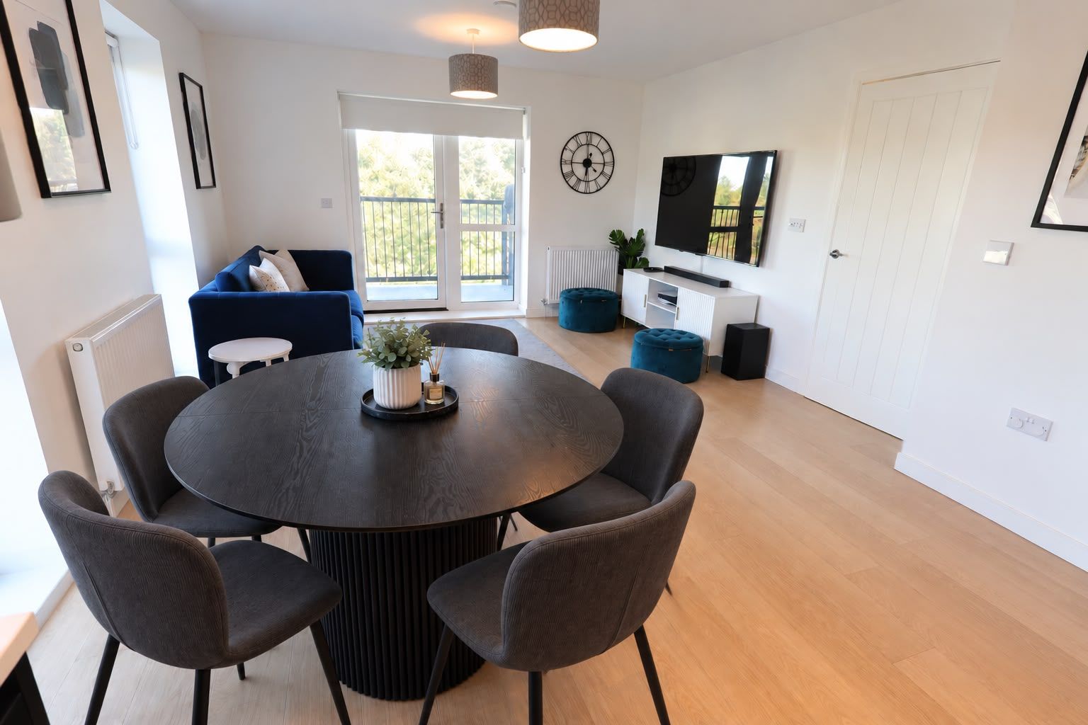 Flat for sale in Greenhithe, Whiting Avenue, Greenhithe, DA9 9YW