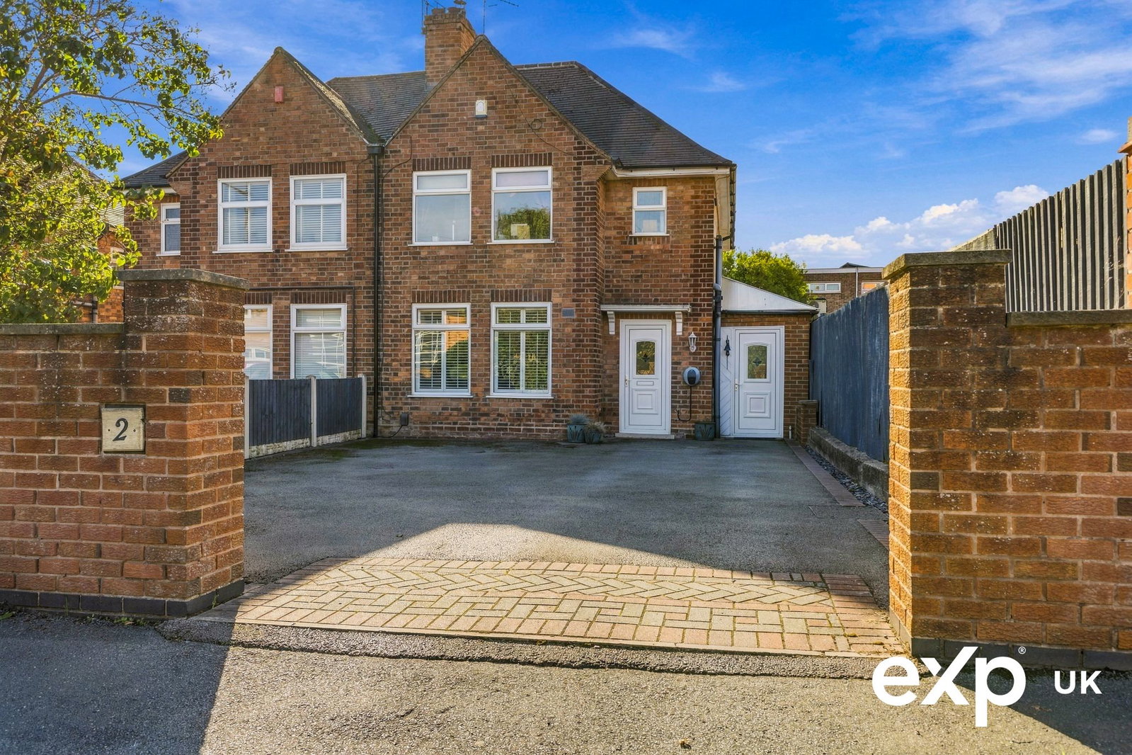 Semi Detached House for sale in Nottingham, Jubilee Road, Daybrook, Nottingham, NG5 6JR, 1098 m²
