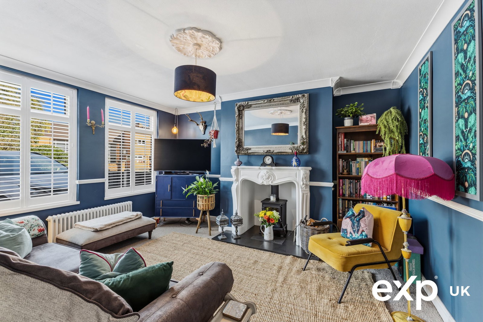 Semi Detached House for sale in Nottingham, Jubilee Road, Daybrook, Nottingham, NG5 6JR, 1098 m²