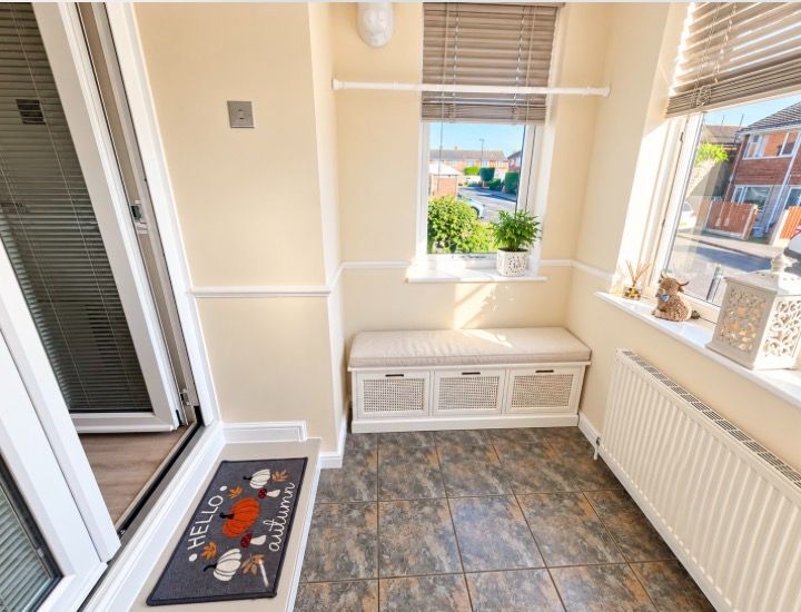 Detached House for sale in Sheffield, Binsted Gardens, Sheffield, S5 8NU