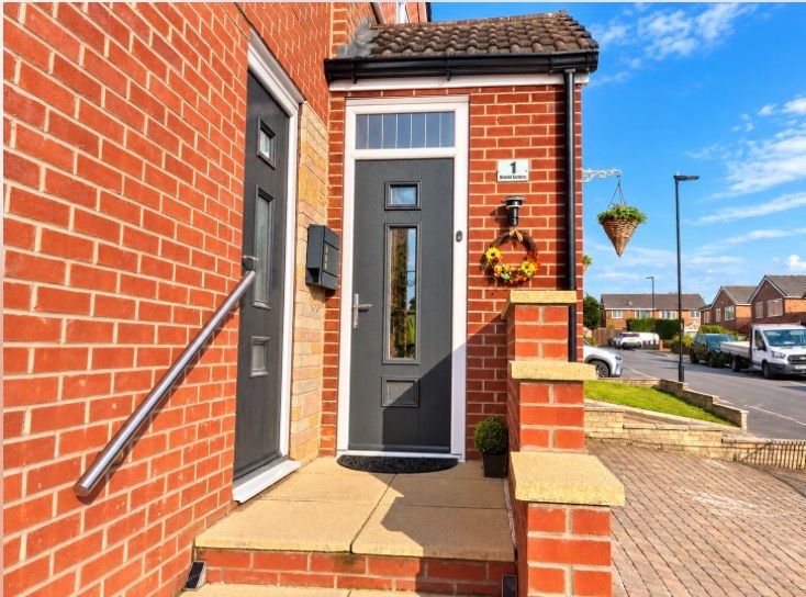 Detached House for sale in Sheffield, Binsted Gardens, Sheffield, S5 8NU