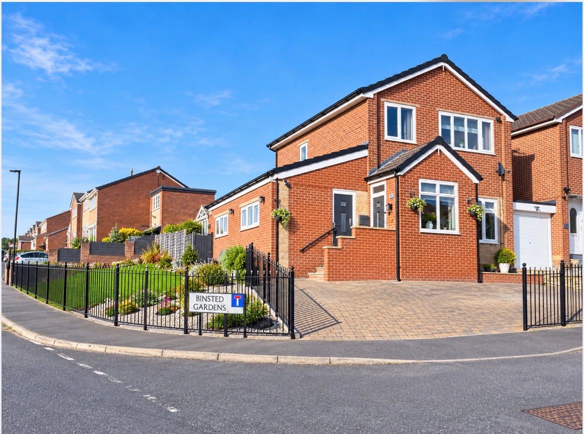 Detached House for sale in Sheffield, Binsted Gardens, Sheffield, S5 8NU