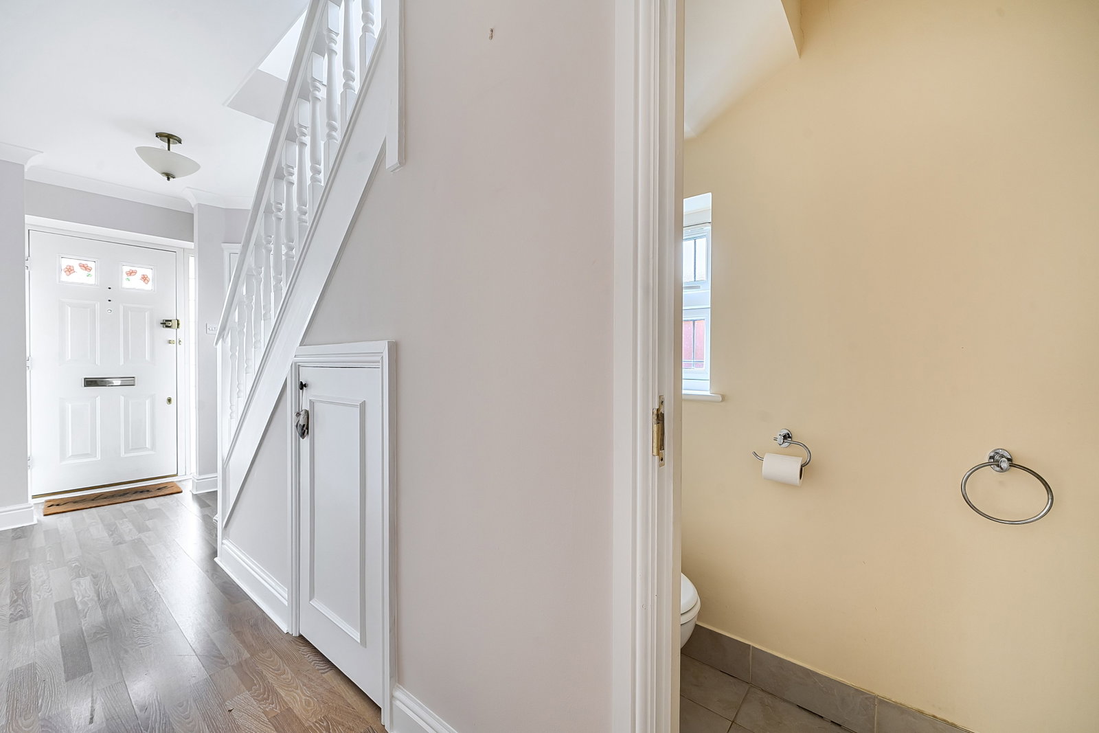 Semi Detached House for sale in Bushey, Rutherford Way, Bushey Heath, Bushey, WD23 1NJ