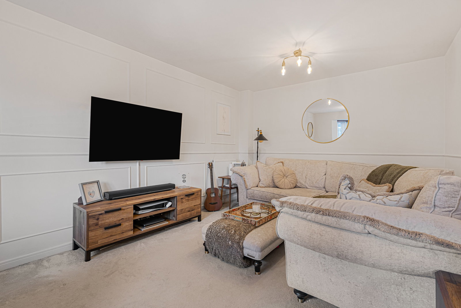 Detached House for sale in Brackley, Squirrel Close, Brackley, NN13 6QQ