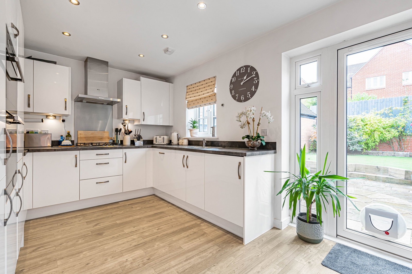 Detached House for sale in Brackley, Squirrel Close, Brackley, NN13 6QQ