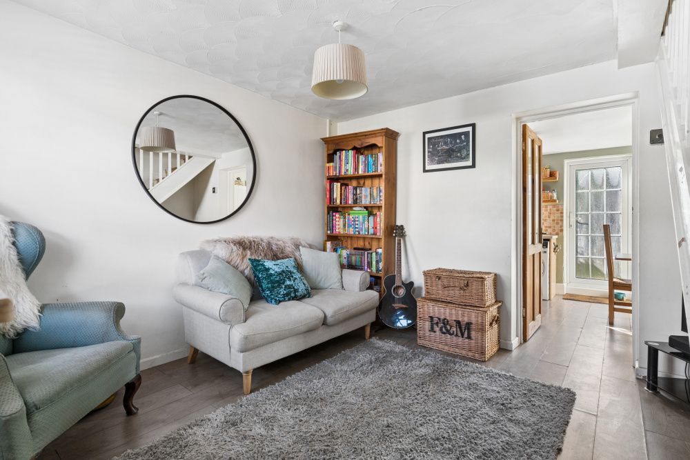 Terraced House for sale in Hitchin, Old Park Road, Hitchin, Hertfordshire, SG5 2JT