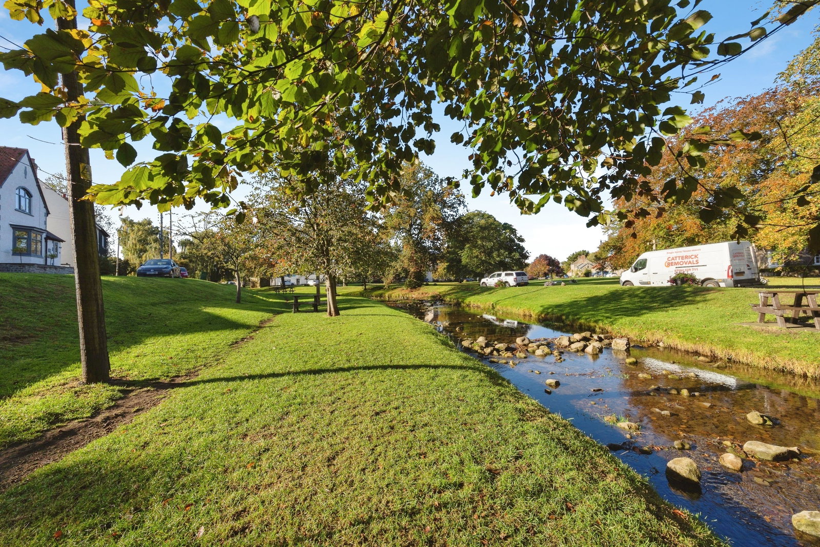 Detached House for sale in Richmond, Beckside, Catterick, Richmond, DL10 7NE