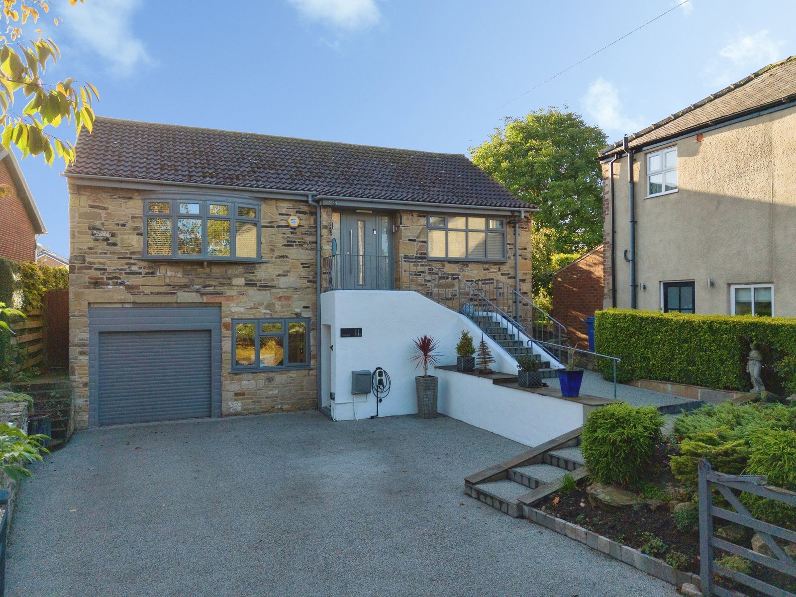 Detached House for sale in Richmond, Beckside, Catterick, Richmond, DL10 7NE